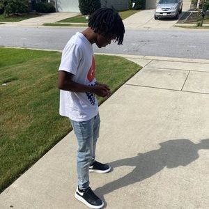 Meet your Posher, Naz